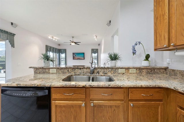 5454 Spectacular Bid Dr, Wesley Chapel, FL 33544 - photo 20