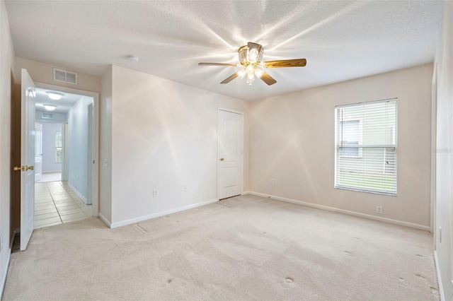 5454 Spectacular Bid Dr, Wesley Chapel, FL 33544 - photo 34