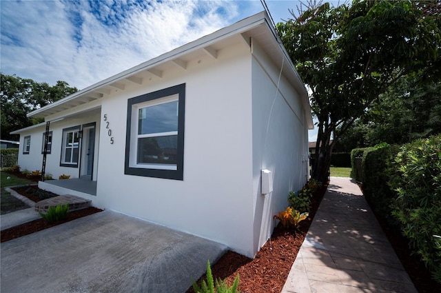 5205 Ansley Cir, Tampa, FL 33610 - photo 4