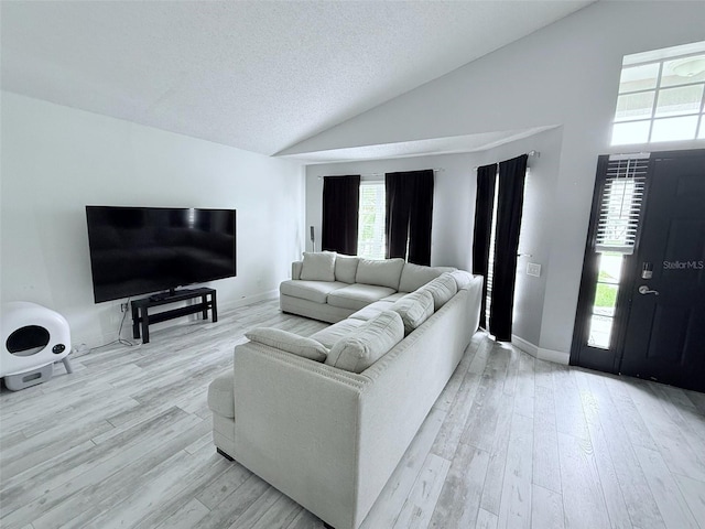 10633 Walker Vista Dr, Riverview, FL 33578 - photo 2