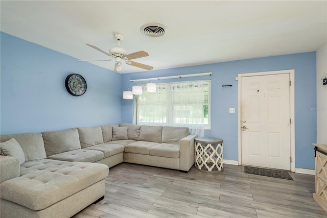 11735 Forest Hills Dr, Tampa, FL 33612 - photo 5