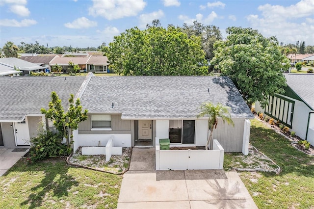 3913 42nd St W, Bradenton, FL 34205 - photo 1