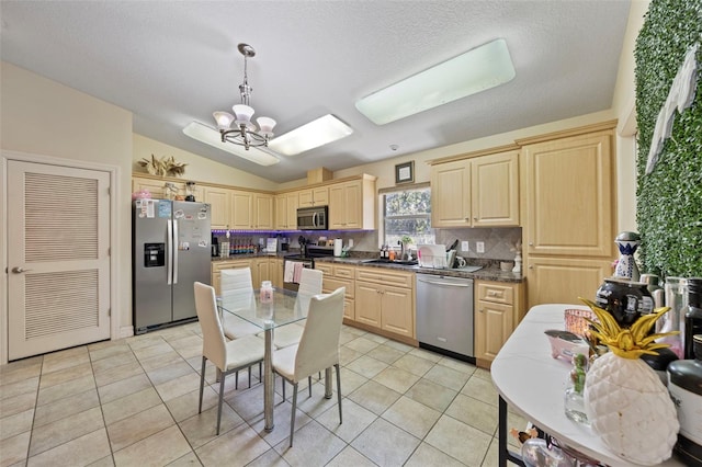 11202 Trotwood Dr, Riverview, FL 33578 - photo 11