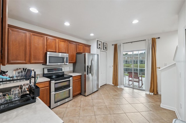 12224 Foxmoor Peak Dr, Riverview, FL 33579 - photo 3