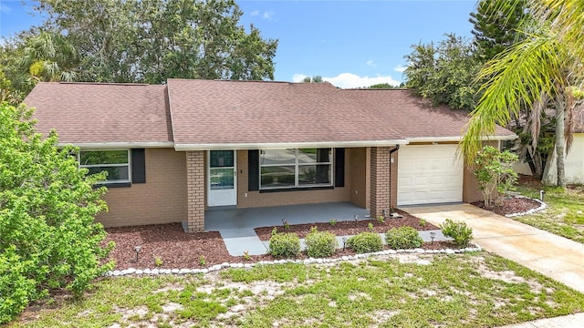 5722 Mariposa Dr, Holiday, FL 34690 - photo 2
