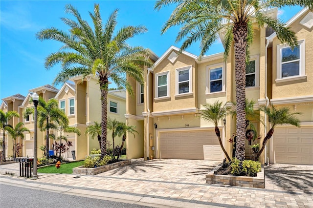 746 Grand Cypress Ln, Tarpon Springs, FL 34689 - photo 2