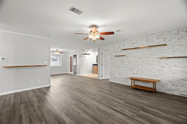 1570 83rd Ave N, Saint Petersburg, FL 33702 - photo 4