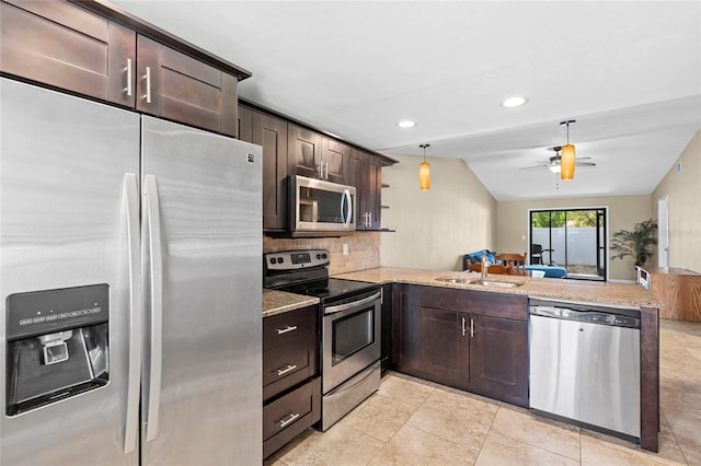 120 Edgewood Ct, Oldsmar, FL 34677 - photo 11