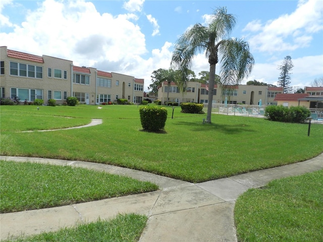 108 Dogwood Cir Unit 108, Seminole, FL 33777 - photo 3