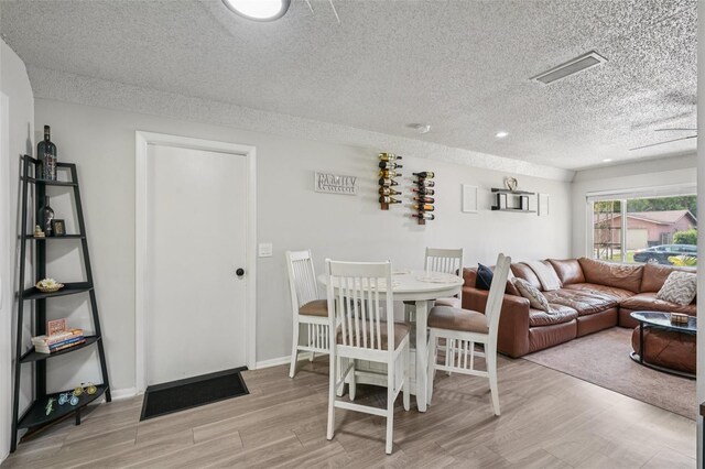 4428 Tuna Dr, Tampa, FL 33617 - photo 5