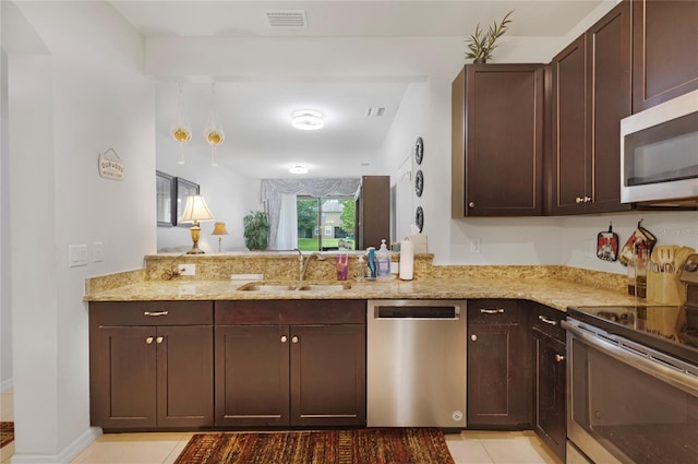 5218 Bay Isle Cir, Clearwater, FL 33760 - photo 6