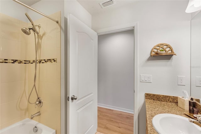 5218 Bay Isle Cir, Clearwater, FL 33760 - photo 26