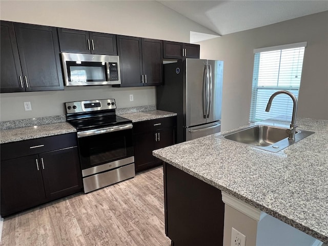 13106 Fruitville Way, Riverview, FL 33579 - photo 19