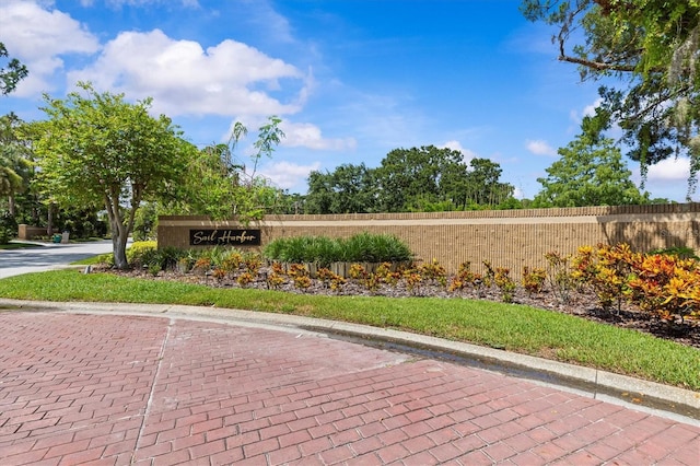 1520 Jade Ln, Tarpon Springs, FL 34689 - photo 14