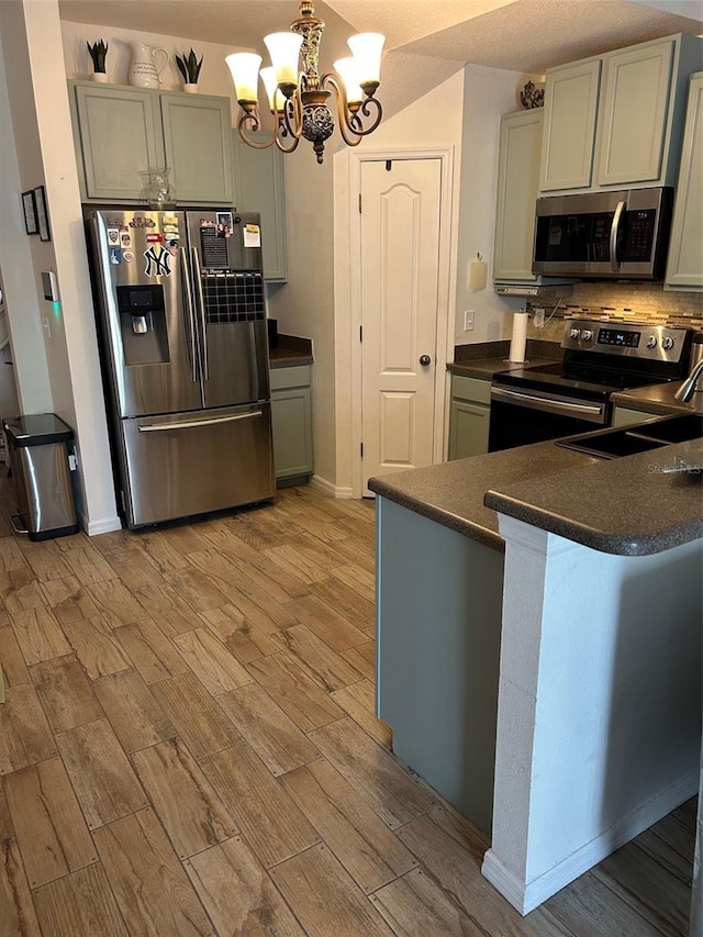 1939 Greenwood Valley Dr, Plant City, FL 33563 - photo 8