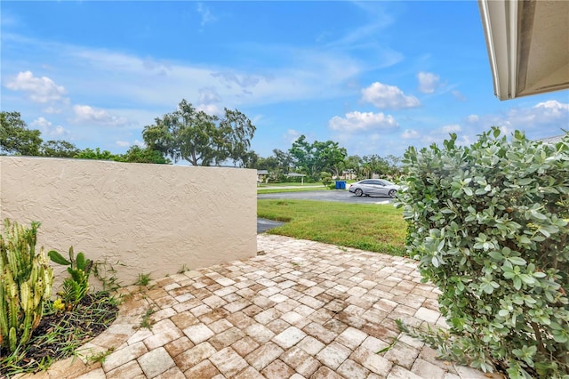 6884 W Country Club Ln, Sarasota, FL 34243 - photo 41