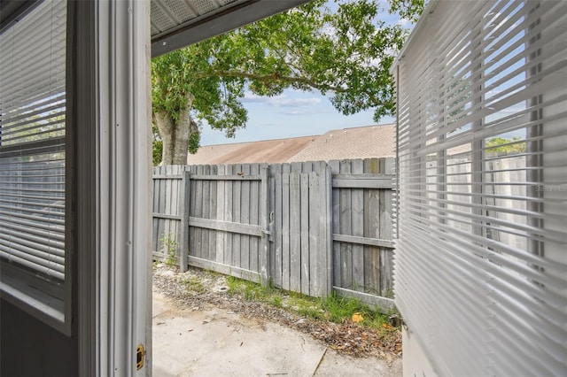 3842 La Costa Ln, Largo, FL 33771 - photo 35