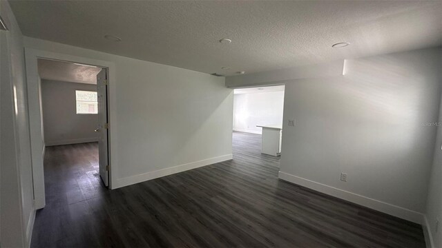 125 Arkwright Dr, Tampa, FL 33613 - photo 33