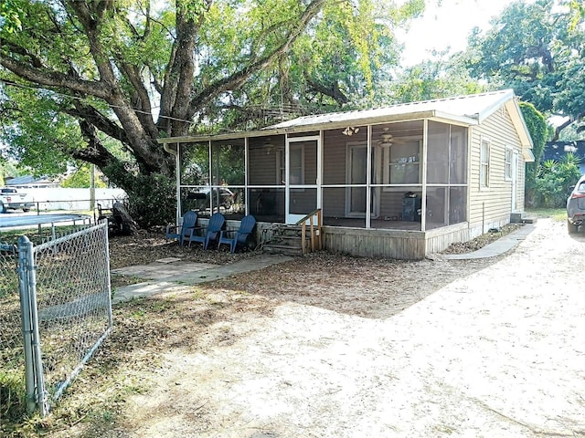 5202 Lime Ave, Seffner, FL 33584 - photo 1