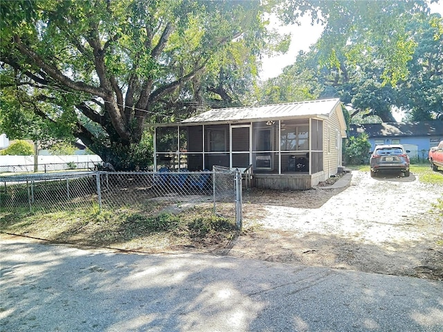 5202 Lime Ave, Seffner, FL 33584 - photo 2