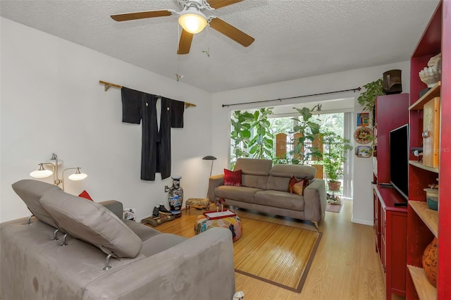 2001 Greenbriar Blvd Unit 17, Clearwater, FL 33763 - photo 17