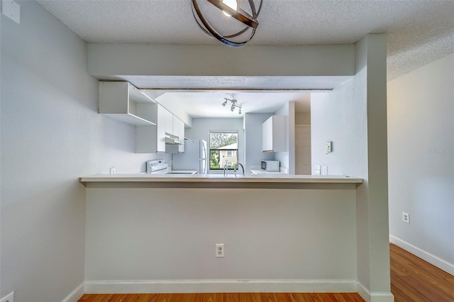 3001 58th Ave S Unit 904, Saint Petersburg, FL 33712 - photo 11