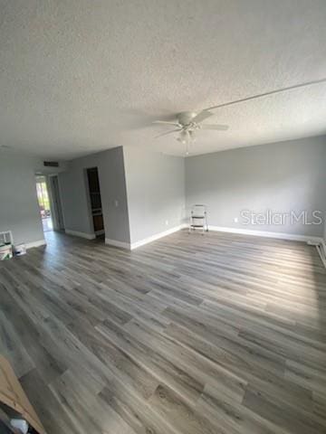9013 Tudor Dr Unit G105, Tampa, FL 33615 - photo 4