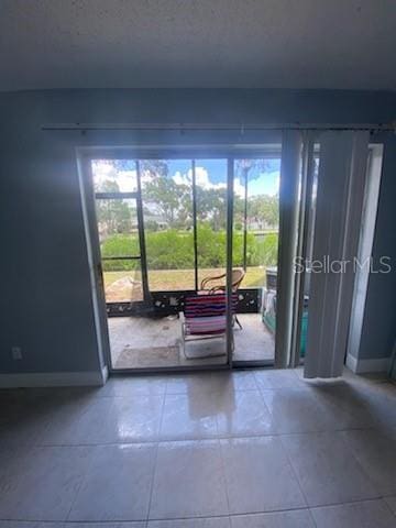 9013 Tudor Dr Unit G105, Tampa, FL 33615 - photo 15