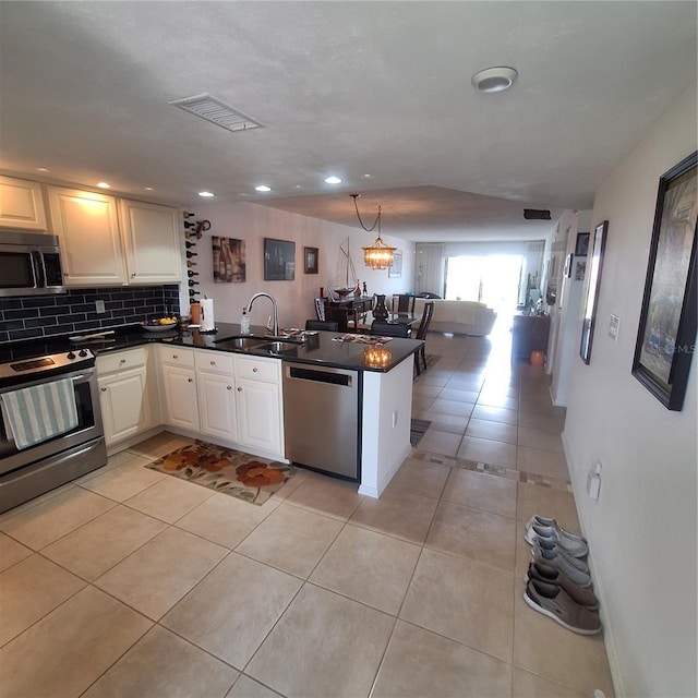 719 Pinellas Bayway S Unit 203, Saint Petersburg, FL 33715 - photo 16