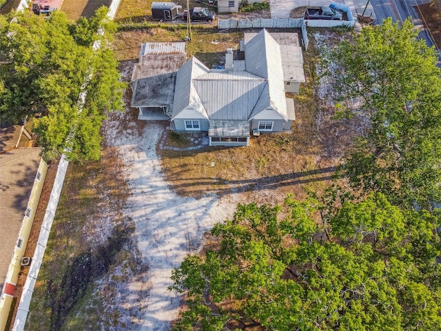 816 W Country Club Dr, Tampa, FL 33612 - photo 1