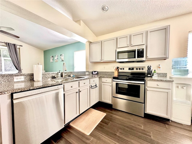 25253 Geddy Dr, Land O Lakes, FL 34639 - photo 24