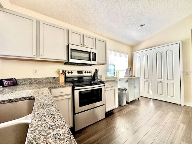 25253 Geddy Dr, Land O Lakes, FL 34639 - photo 25