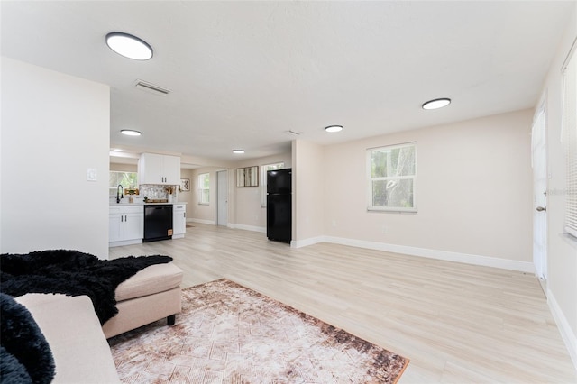 311 Banana St, Tarpon Springs, FL 34689 - photo 17
