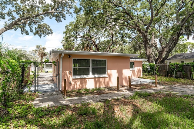 311 Banana St, Tarpon Springs, FL 34689 - photo 26