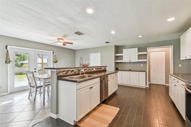 5751 Rick Dr, Zephyrhills, FL 33541 - photo 12