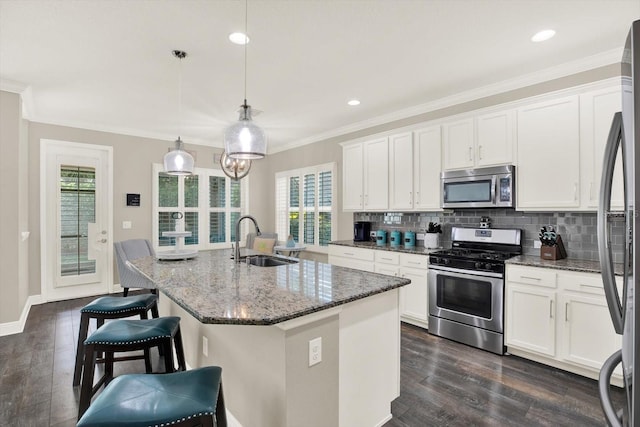 7017 Artesian Ct, Apollo Beach, FL 33572 - photo 4