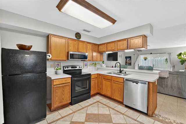 907 Old Field Dr, Brandon, FL 33511 - photo 8