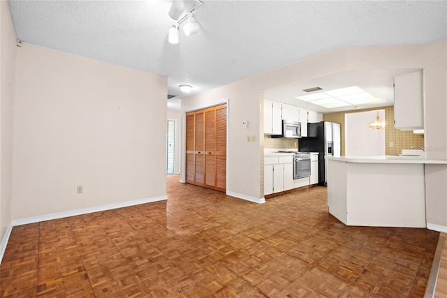 9615 59th Ave N, Saint Petersburg, FL 33708 - photo 9