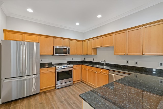 290 Valencia Cir, Saint Petersburg, FL 33716 - photo 13