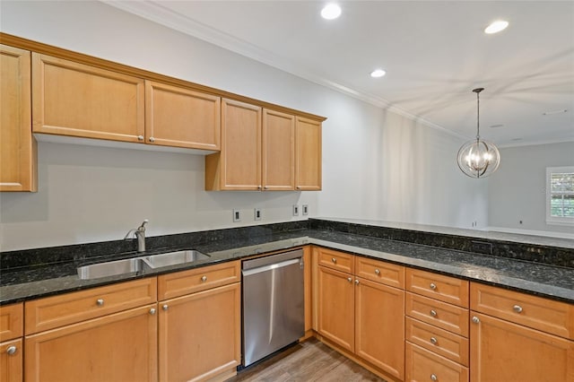 290 Valencia Cir, Saint Petersburg, FL 33716 - photo 15