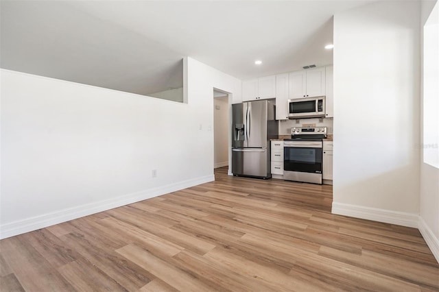 8719 Tahiti Ln, Tampa, FL 33615 - photo 6