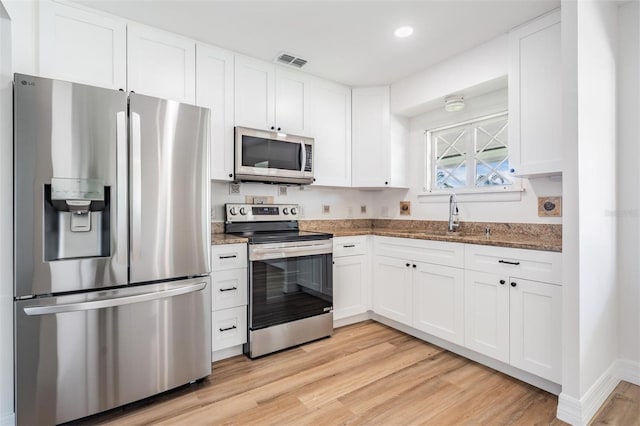 8719 Tahiti Ln, Tampa, FL 33615 - photo 9