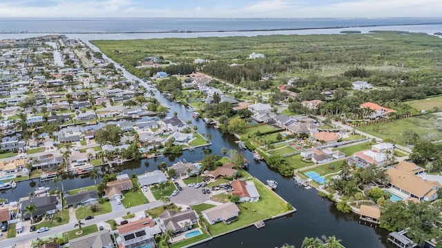 8719 Tahiti Ln, Tampa, FL 33615 - photo 33