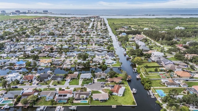 8719 Tahiti Ln, Tampa, FL 33615 - photo 34