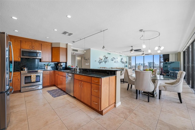 7600 Bayshore Dr Unit 703A, Treasure Island, FL 33706 - photo 16