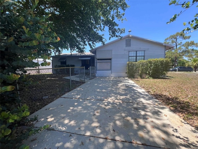 425 SW Blvd, Naples, FL 34113 - photo 2
