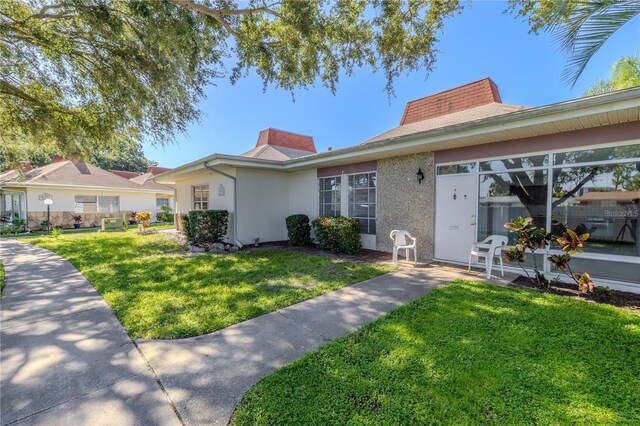 4375 Tahitian Gardens Cir Unit F, Holiday, FL 34691 - photo 2