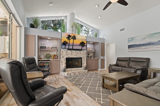 3046 Homestead Oaks Dr, Clearwater, FL 33759 - photo 18