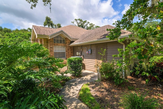 3046 Homestead Oaks Dr, Clearwater, FL 33759 - photo 46