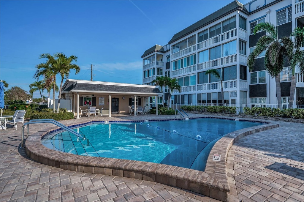 131 Bluff View Dr Unit 111, Belleair Bluffs, FL 33770 - photo 1